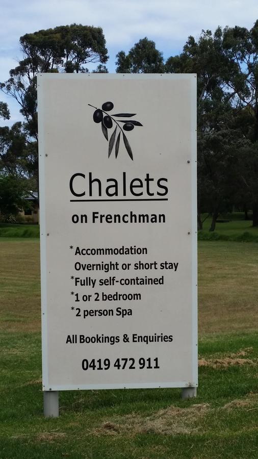Chalets On Frenchman Олбани Экстерьер фото